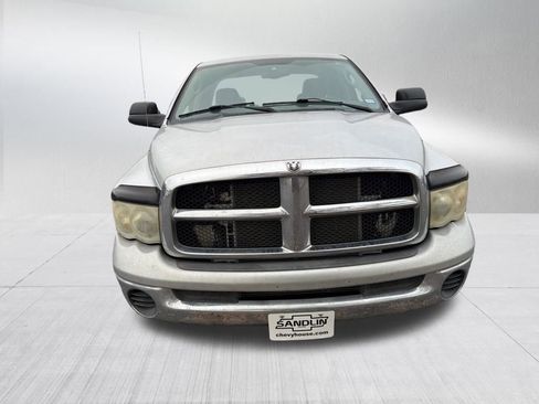 Used 2004 Dodge Ram 2500 Truck SLT image 33