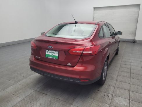 Used 2017 Ford Focus SE FWD image 9