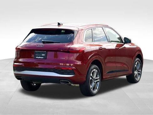 Certified 2025 Audi Q5 Premium w/ Premium Plus AWD/4WD image 8