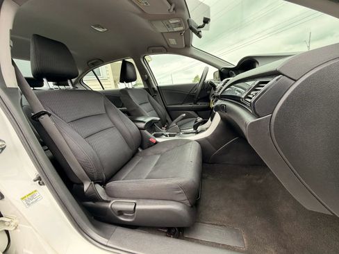 Used 2015 Honda Accord Sport image 22