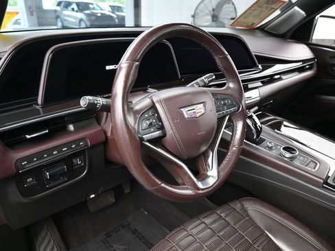 Used 2021 Cadillac Escalade Sport Platinum w/ LPO, ONYX Package AWD/4WD image 10