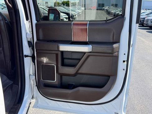 Used 2019 Ford F150 King Ranch w/ Equipment Group 601A Luxury AWD/4WD image 20