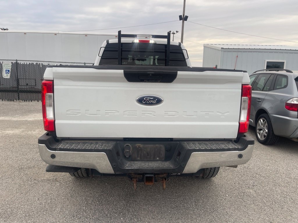 Used 2018 Ford F250 Lariat w/ Chrome Package AWD/4WD image 8