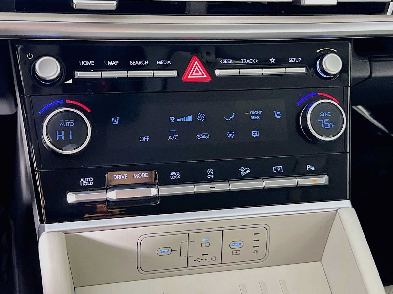 Certified 2026 Hyundai Santa Fe SEL AWD/4WD image 16