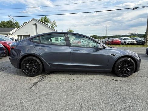 Used 2023 Tesla Model 3 Standard Range RWD image 5