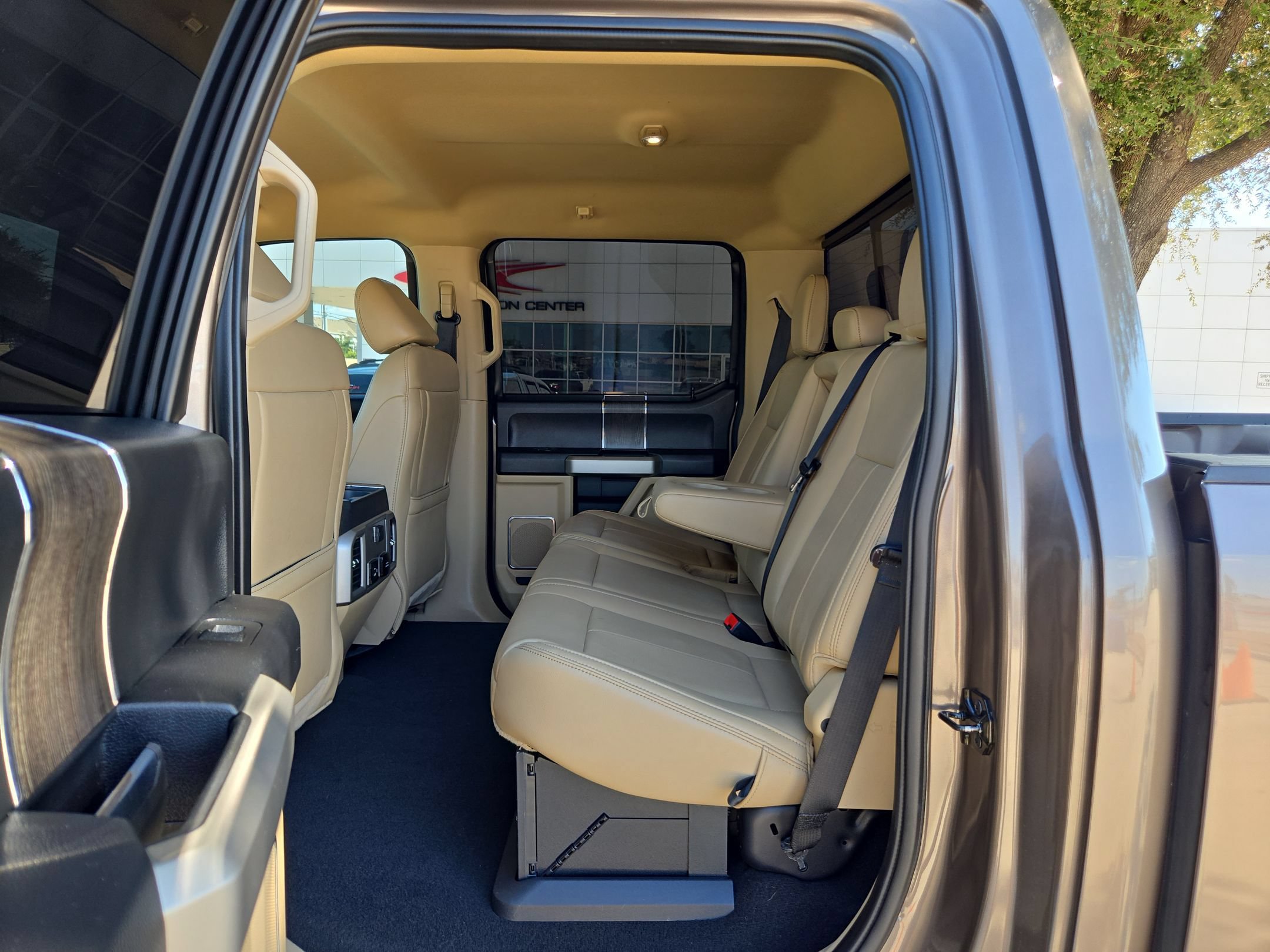 Used 2021 Ford F250 Lariat AWD/4WD image 13