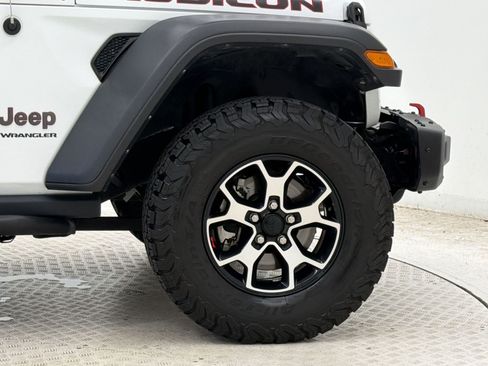 Used 2021 Jeep Wrangler Rubicon AWD/4WD image 12