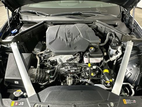 Used 2023 Kia Stinger GT-Line w/ Sun & Sound Package RWD image 10