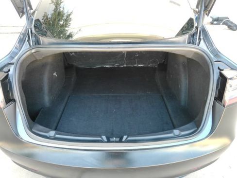 Used 2020 Tesla Model 3 Standard Range Plus RWD image 25