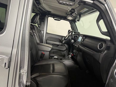 Certified 2021 Jeep Wrangler Unlimited Sahara image 29