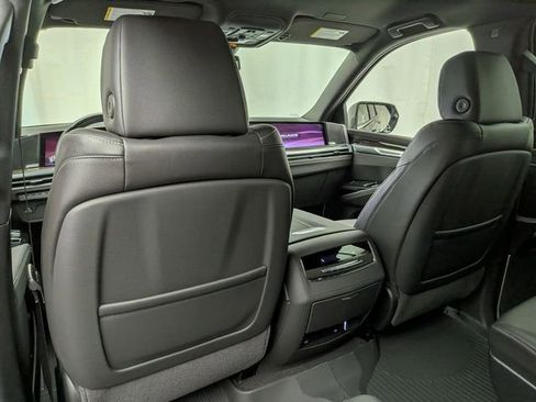 New 2026 Cadillac Escalade 4WD image 22