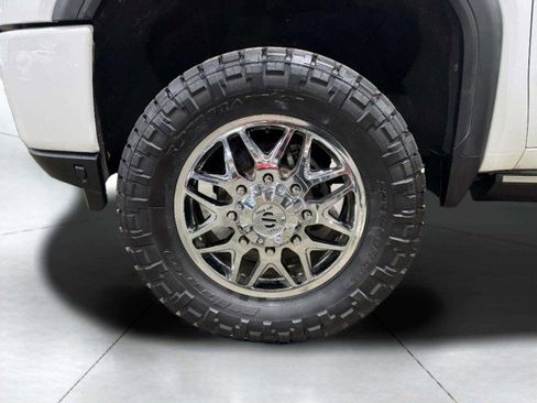 Used 2021 GMC Sierra 3500 Denali w/ Denali Ultimate Package image 50