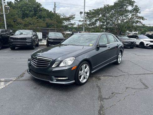Used 2013 Mercedes-Benz E 350 Sedan image 5