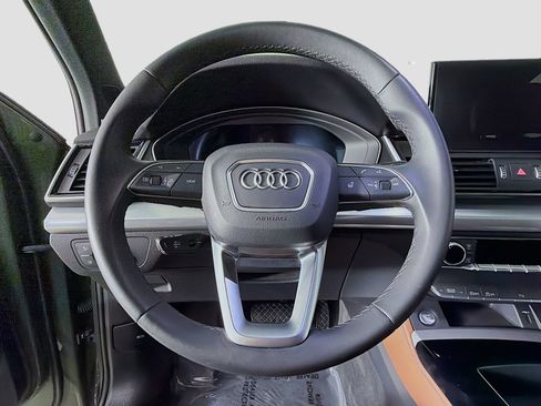 Certified 2023 Audi Q5 2.0T Premium Plus w/ Premium Plus Package AWD/4WD image 11