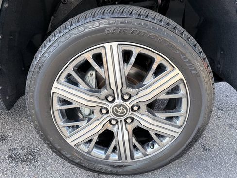 Used 2022 Toyota Tundra Capstone image 34