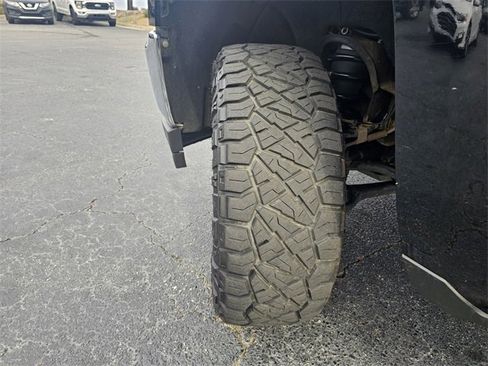 Used 2017 Chevrolet Silverado 1500 LT w/ All Star Edition image 11