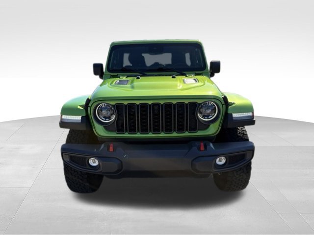 Used 2025 Jeep Wrangler Unlimited Rubicon w/ Safety Group AWD/4WD image 9