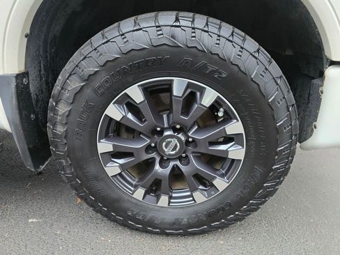 Used 2017 Nissan Titan Platinum Reserve w/ Off-Road Package image 11