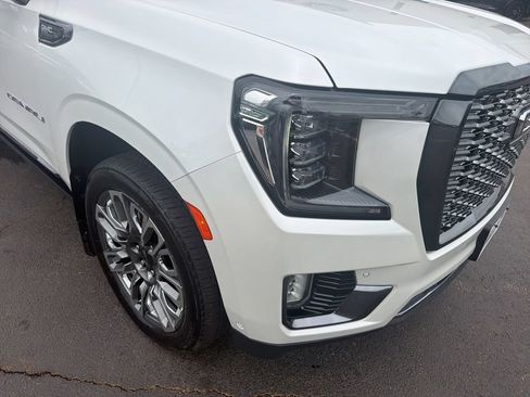 Used 2024 GMC Yukon Denali Ultimate AWD/4WD image 13