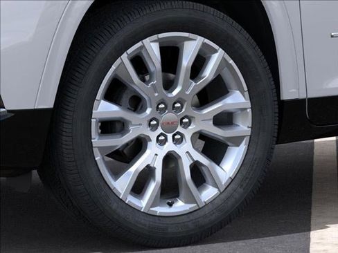 New 2025 GMC Acadia Denali w/ Super Cruise Package image 9