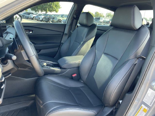 Used 2025 Honda Accord Sport image 25