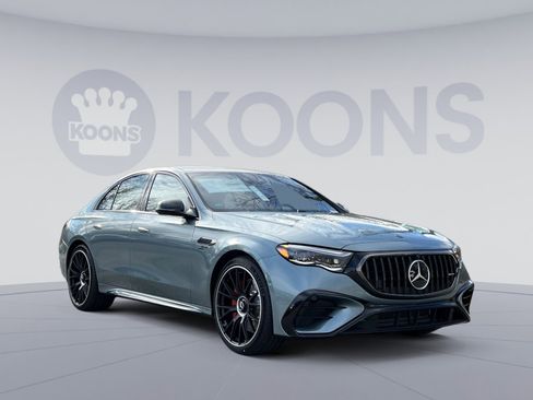 New 2026 Mercedes-Benz E 53 AMG e 4MATIC Sedan image 8