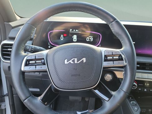 Used 2025 Kia Telluride EX X-Line AWD/4WD image 18