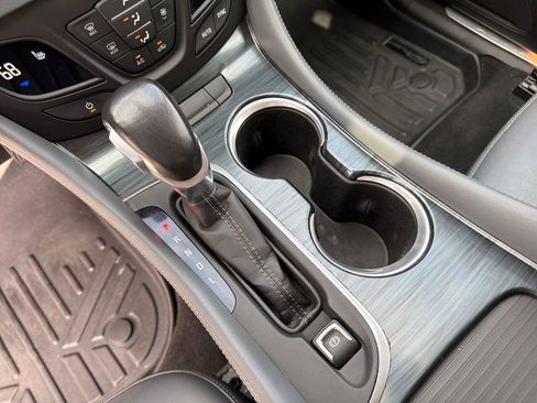 Used 2020 Buick Envision Essence image 24