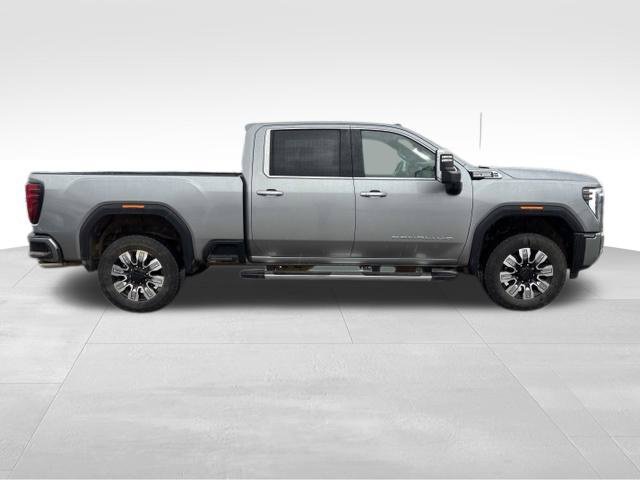 Used 2025 GMC Sierra 2500 Denali w/ Technology Package AWD/4WD image 6