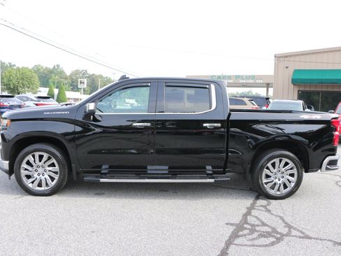 Used 2019 Chevrolet Silverado 1500 LTZ w/ LTZ Premium Package AWD/4WD image 2