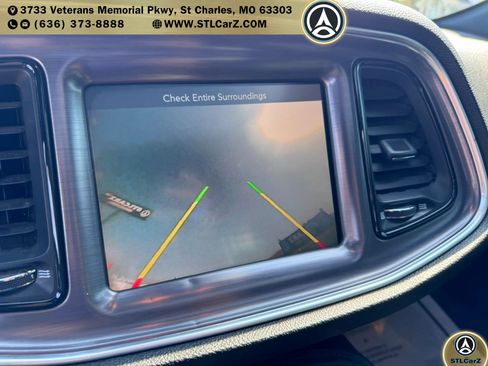 Used 2016 Dodge Challenger R/T Scat Pack RWD image 18