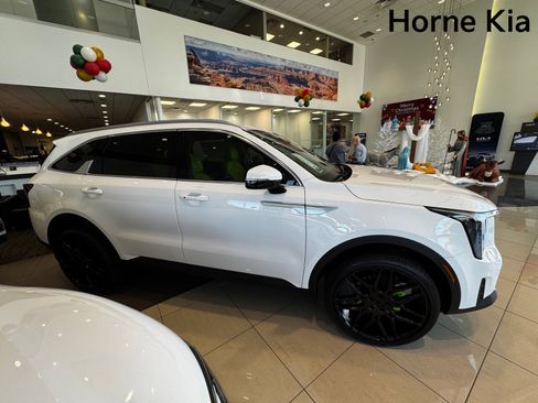New 2026 Kia Sorento EX image 3