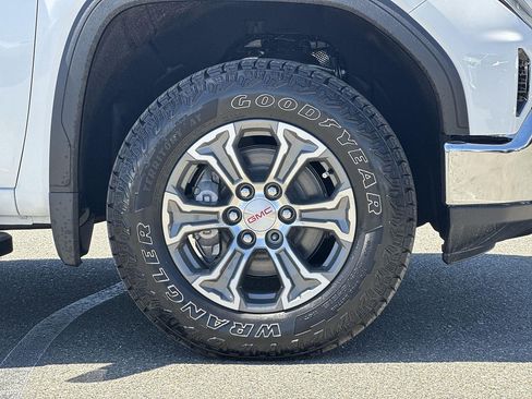 New 2026 GMC Sierra 1500 SLE AWD/4WD image 30