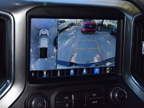 Used 2022 Chevrolet Silverado 2500 LTZ w/ LTZ Plus Package image 28