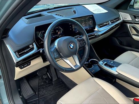 Used 2023 BMW X1 xDrive28i w/ Premium Package AWD/4WD image 17