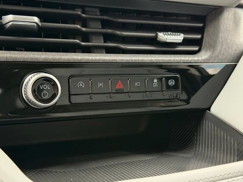 New 2026 Ford Explorer Platinum AWD/4WD image 24