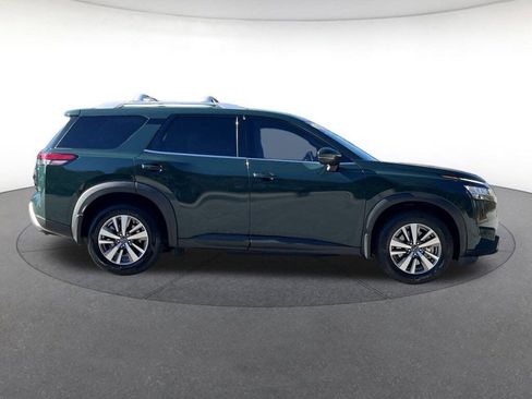 Used 2022 Nissan Pathfinder SL image 27