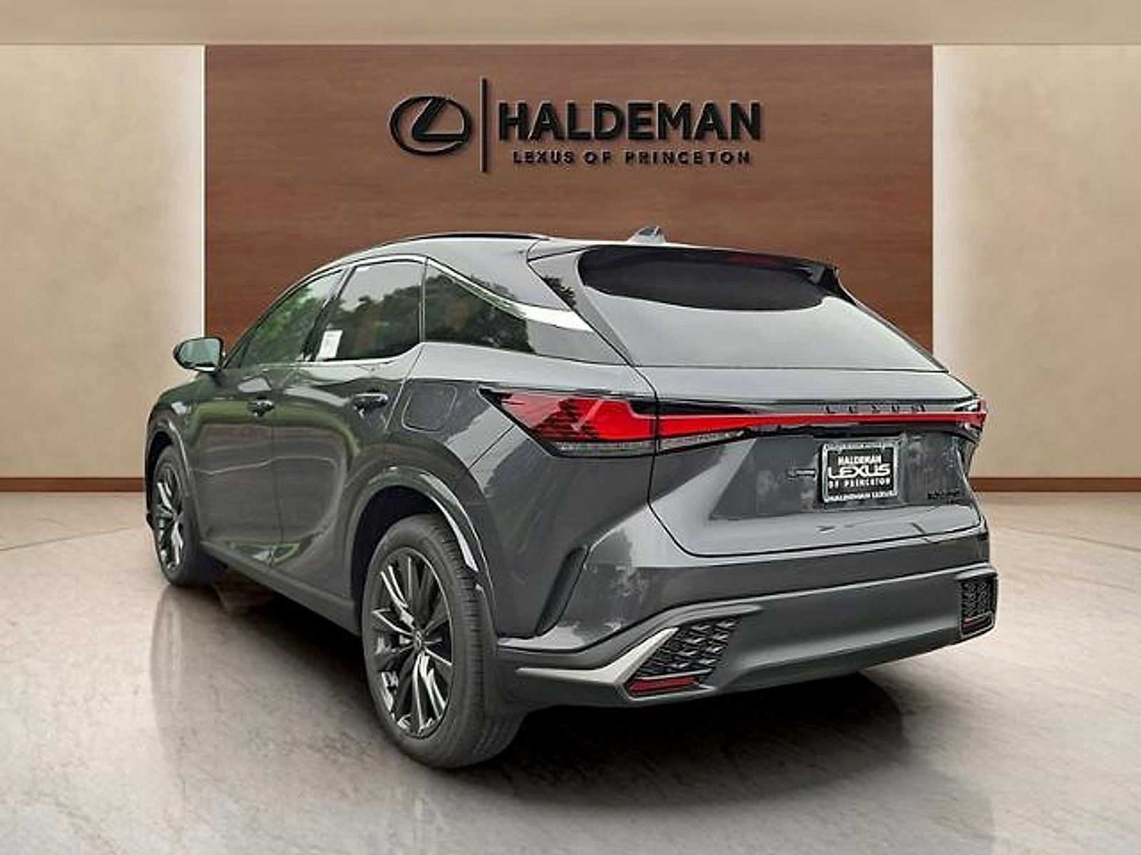New 2026 Lexus RX 350 F Sport w/ Convenience Package AWD/4WD image 4