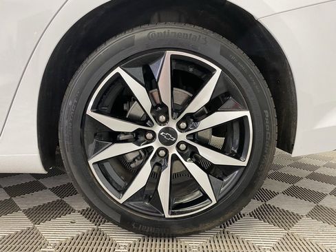 Used 2023 Chevrolet Malibu RS image 8