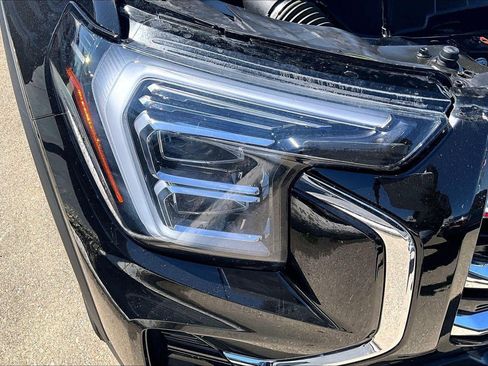 Used 2025 GMC Terrain Elevation AWD/4WD image 28