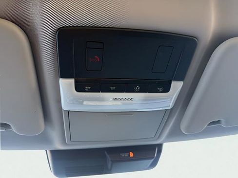 Used 2023 Mitsubishi Outlander ES image 22