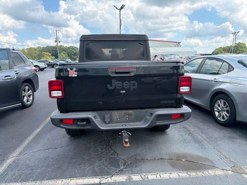 Used 2020 Jeep Gladiator Sport AWD/4WD image 5
