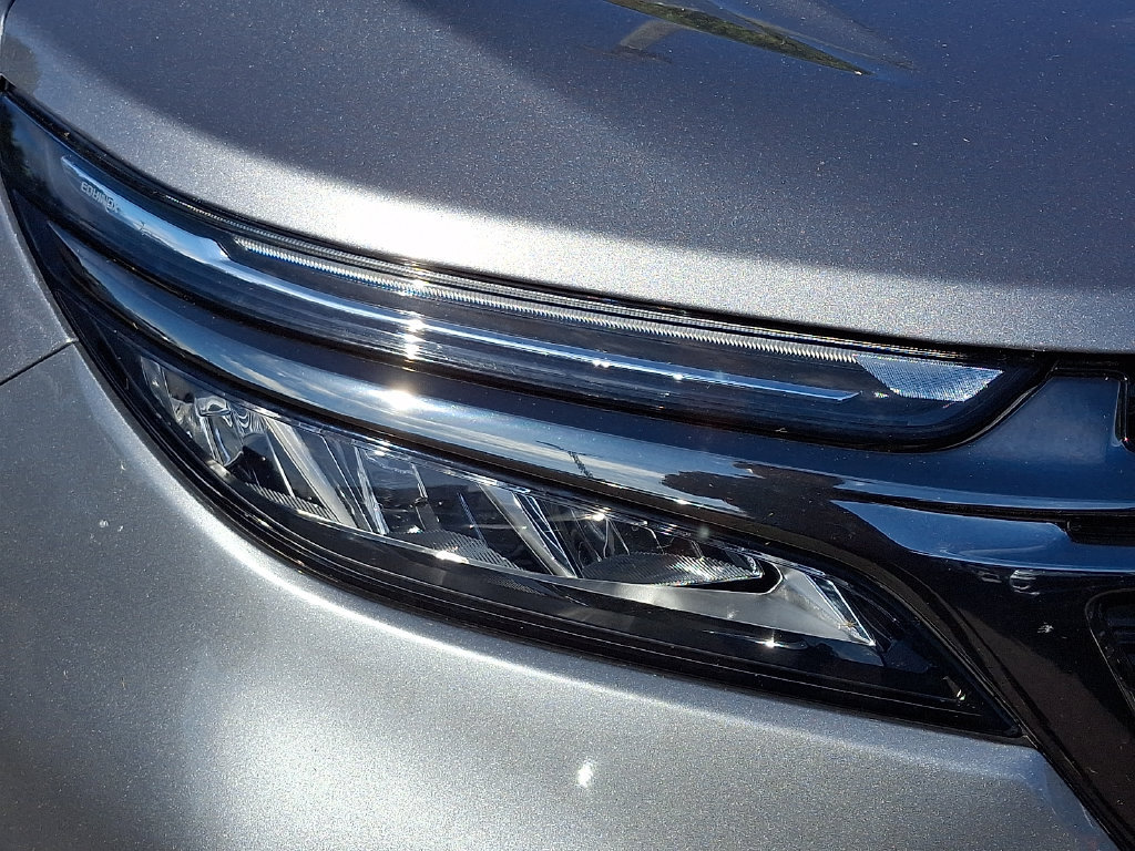 Certified 2023 Chevrolet Equinox RS AWD/4WD image 9