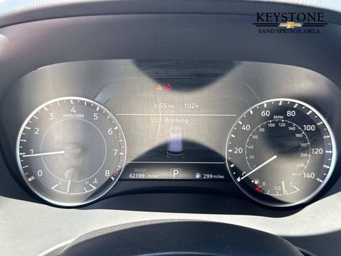 Used 2023 Nissan Armada SL w/ Captain's Chairs Package image 21