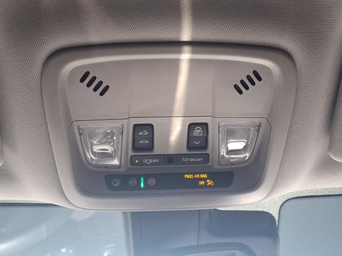 Used 2024 Chevrolet Malibu LT FWD image 12