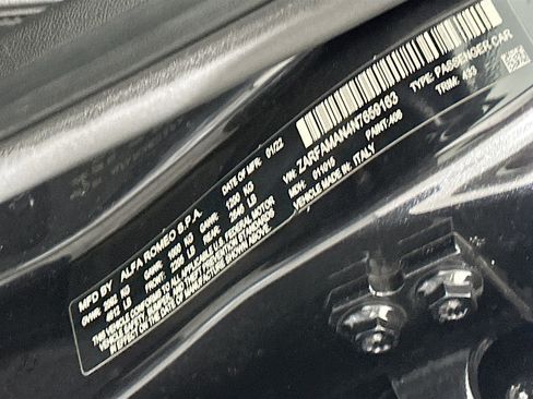 Used 2022 Alfa Romeo Giulia Sprint image 12