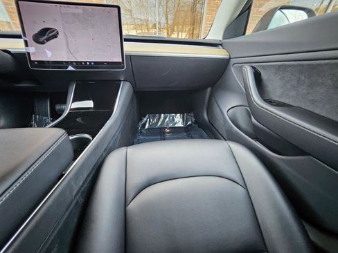 Used 2018 Tesla Model 3 Long Range image 48