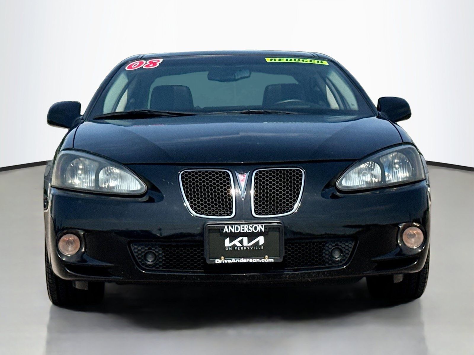 Used 2008 Pontiac Grand Prix GXP FWD image 2