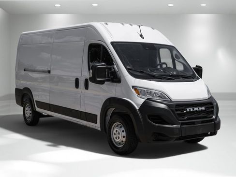 Used 2023 RAM ProMaster 2500 FWD image 5