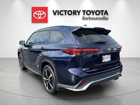 Used 2022 Toyota Highlander XSE image 6
